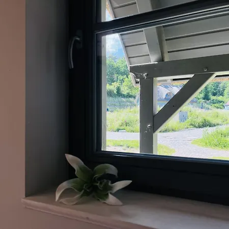 Holiday home Huus Waterkant 18 Klein Stresow Ruegen By Ruyastay