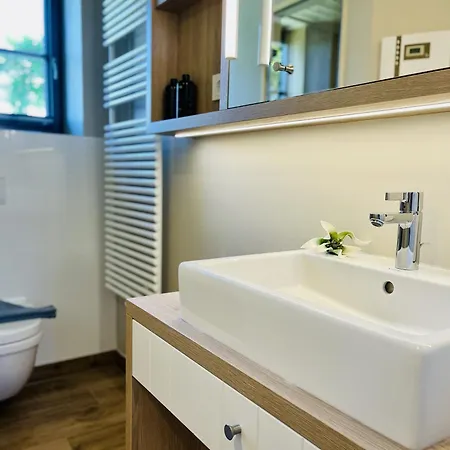 Huus Waterkant 18 Klein Stresow Ruegen By Ruyastay Casa vacanze