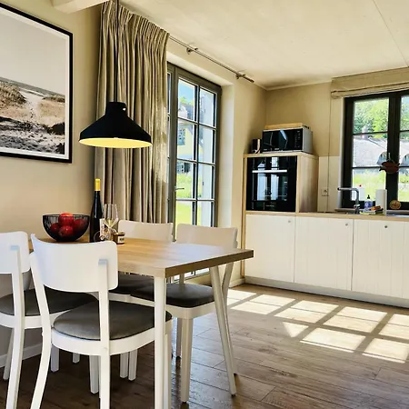 Huus Waterkant 18 Klein Stresow Ruegen By Ruyastay Putbus