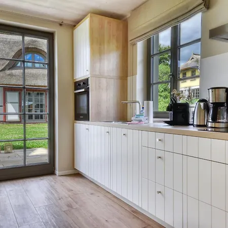 Casa vacanze Huus Waterkant 18 Klein Stresow Ruegen By Ruyastay Putbus